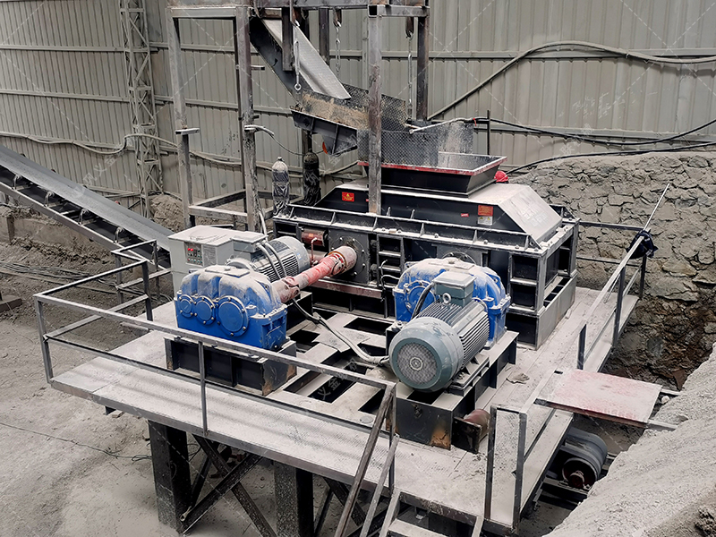 液壓對(duì)輥破碎機(jī)：破解 “堵塞、磨損、成品差” 三大難題